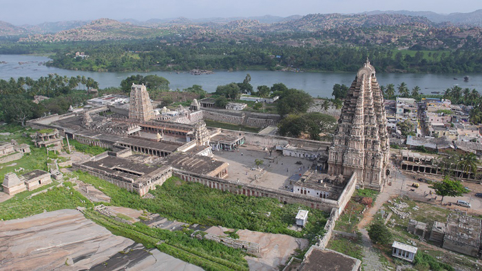 معبد ویروپاکشا در هند
