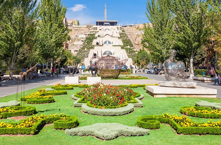 پارک عشاق ایروان ارمنستان