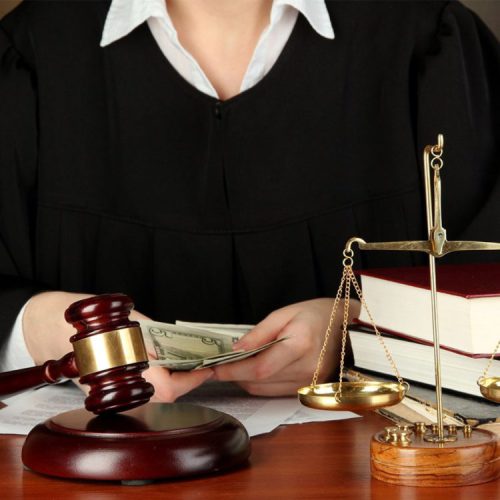 وکیل تبدیل وضعیت دیوان عدالت اداری
