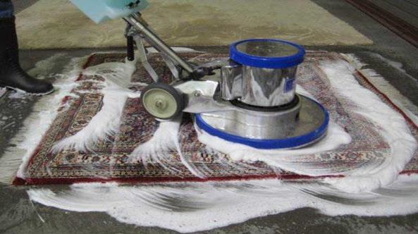 کارخانه شستشوی فرش دستبافت در شرق تهران